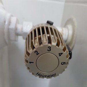 Heimeier Heizung Thermostat in der Frontansicht