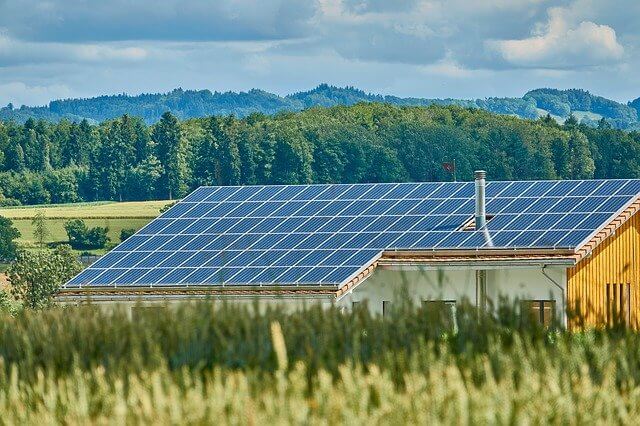 Sonnenenergie nutzen Heizung und Photovoltaik